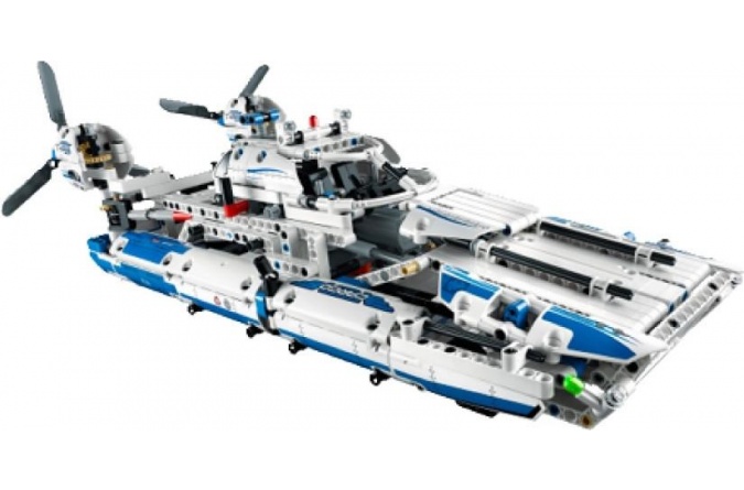 Конструктор LEGO Technic Грузовой самолет 42025 фото 3
