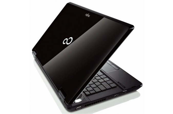 Ноутбук Fujitsu LIFEBOOK NH751 фото 6