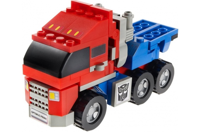 Конструктор Hasbro Kre-o Оптимус Прайм 31143 фото 2