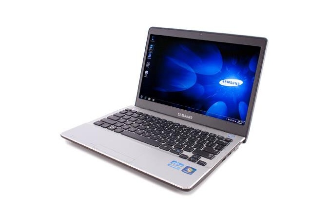 Ноутбук Samsung 300U1A-A01 фото 4